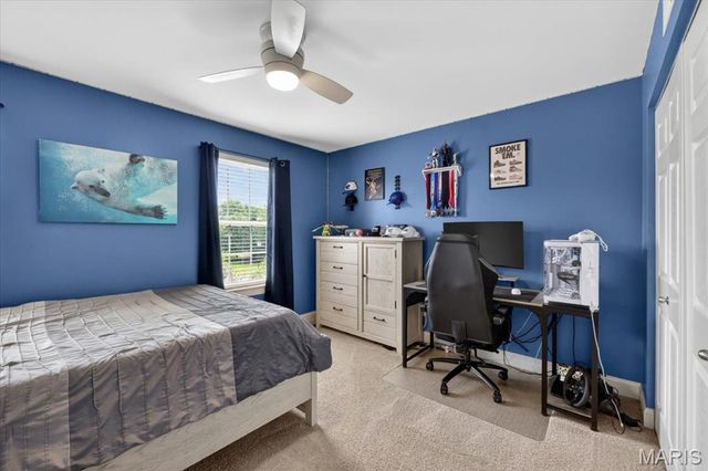 688 Stoney Creek Lane, Ballwin, MO 63021