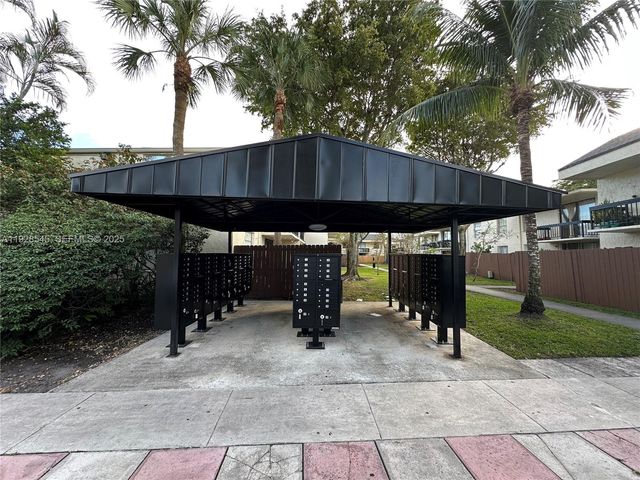 8301 SW 142nd Ave C201, Miami, FL 33183