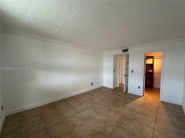 8301 SW 142nd Ave C201, Miami, FL 33183