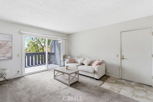 44 Fallbrook, Irvine, CA 92604