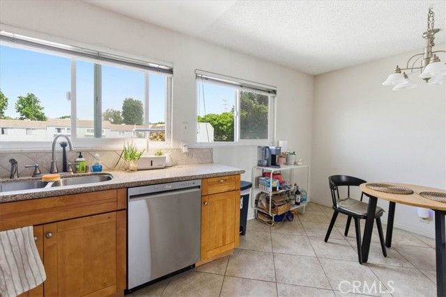 44 Fallbrook, Irvine, CA 92604