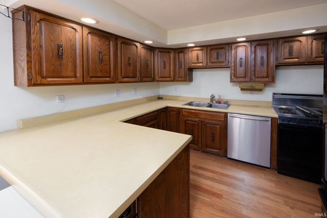 7106 Greenwell Road, Huntertown, IN 46748