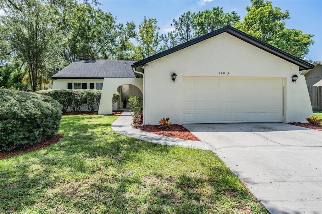 14013 BRIARDALE LANE, Tampa, FL 33618