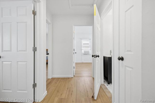 2896 Dorchester Road, Birmingham, MI 48009