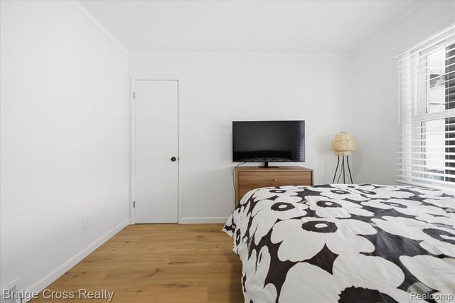 2896 Dorchester Road, Birmingham, MI 48009