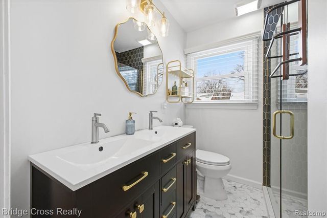 2896 Dorchester Road, Birmingham, MI 48009