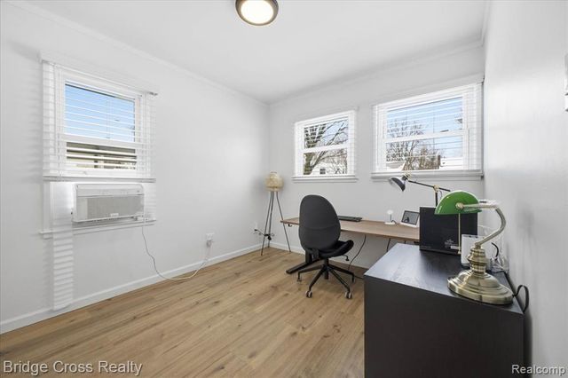 2896 Dorchester Road, Birmingham, MI 48009