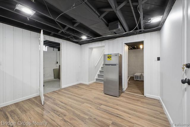 2896 Dorchester Road, Birmingham, MI 48009