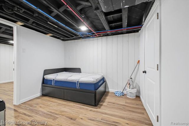 2896 Dorchester Road, Birmingham, MI 48009