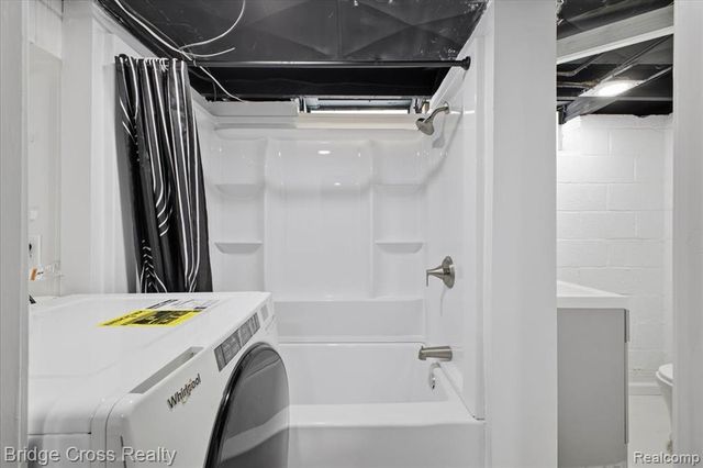 2896 Dorchester Road, Birmingham, MI 48009