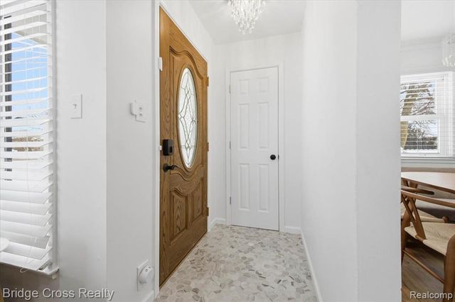 2896 Dorchester Road, Birmingham, MI 48009