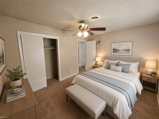 1684 Guthrie ST, Virginia Beach, VA 23464