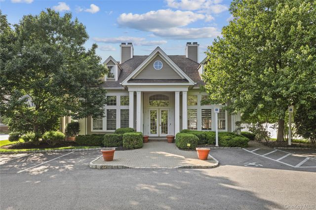 65 Eldorado Court, White Plains, NY 10603