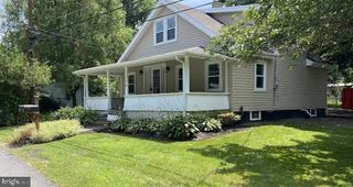 208 PEARL ST, Millersburg, PA 17061