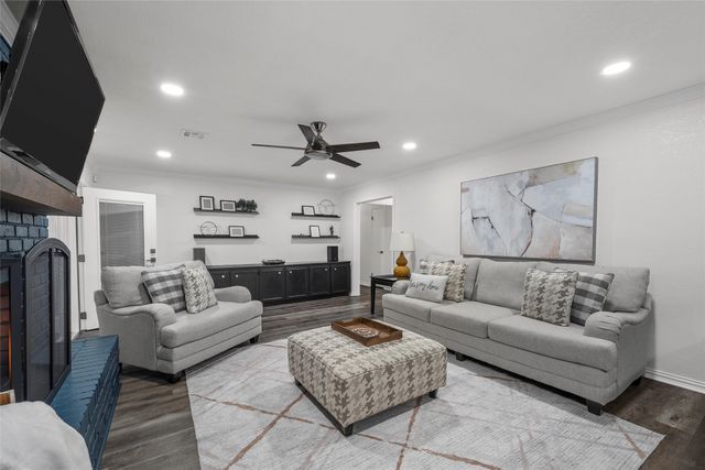 5704 Silver Lake Circle, Waco, TX 76710