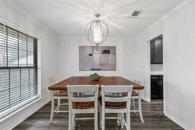 5704 Silver Lake Circle, Waco, TX 76710