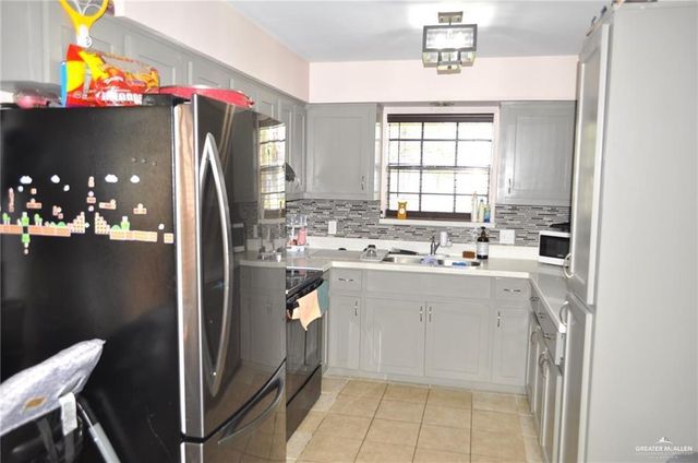 105 E 10th Street, Mercedes, TX 78570