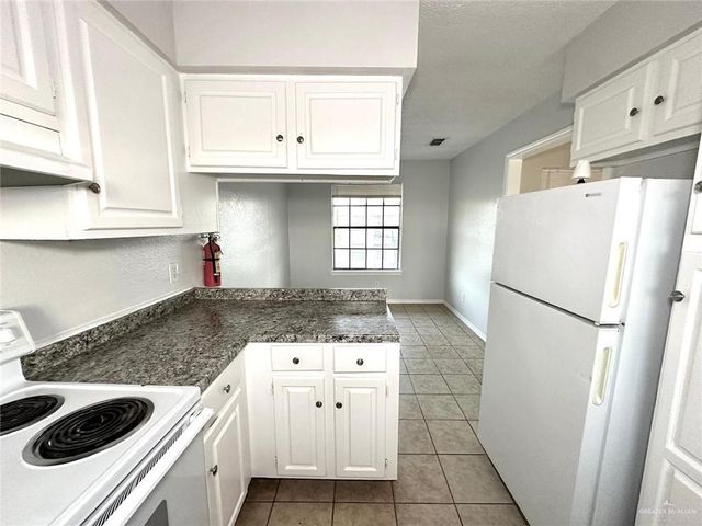 105 E 10th Street, Mercedes, TX 78570