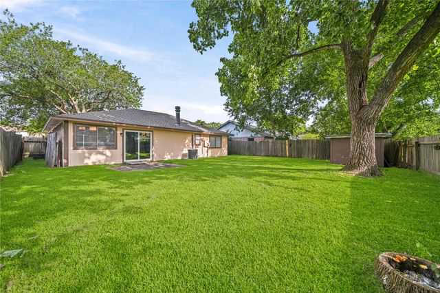 6523 La Violetta Drive, Houston, TX 77083