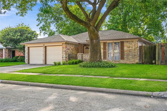 6523 La Violetta Drive, Houston, TX 77083
