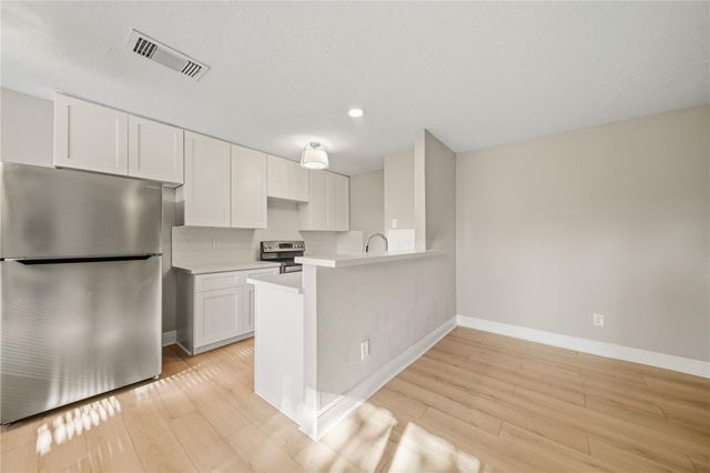 6523 La Violetta Drive, Houston, TX 77083