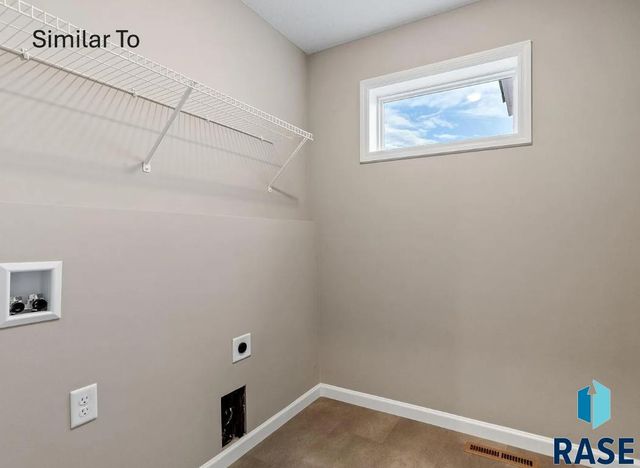 2116 E Bergen Cir Circle, Brandon, SD 57005