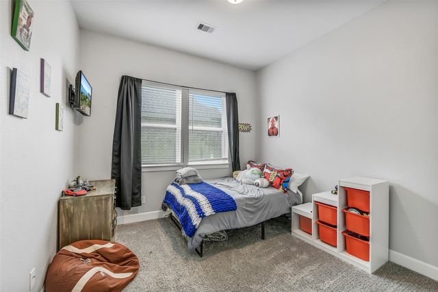 10015 Goliad Drive, Mont Belvieu, TX 77523
