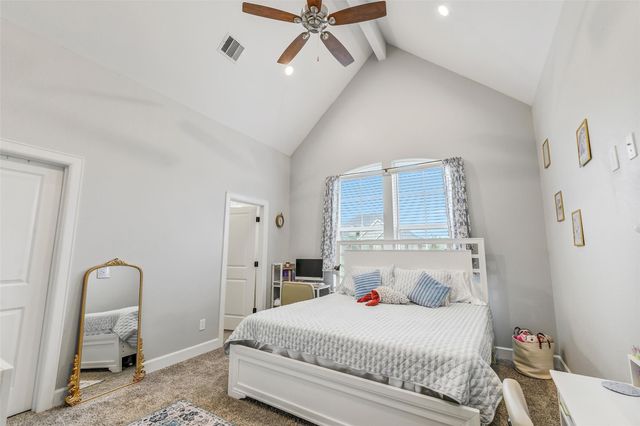 10015 Goliad Drive, Mont Belvieu, TX 77523