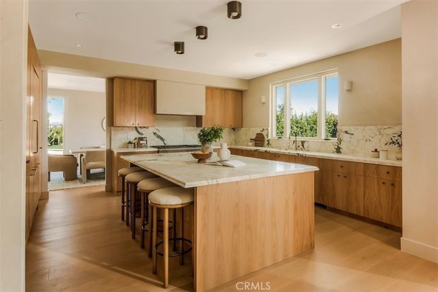 4016 San Remo Way, Tarzana, CA 91356