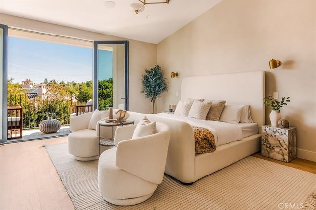 4016 San Remo Way, Tarzana, CA 91356