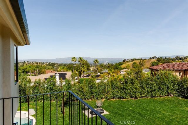 4016 San Remo Way, Tarzana, CA 91356