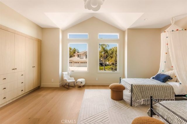 4016 San Remo Way, Tarzana, CA 91356