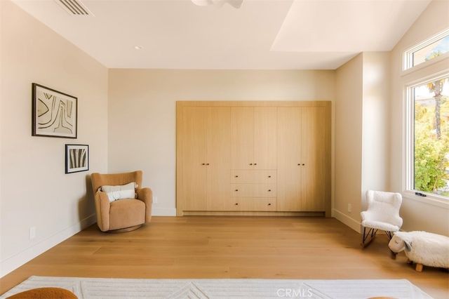 4016 San Remo Way, Tarzana, CA 91356