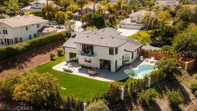 4016 San Remo Way, Tarzana, CA 91356