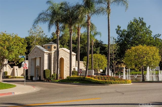 4016 San Remo Way, Tarzana, CA 91356