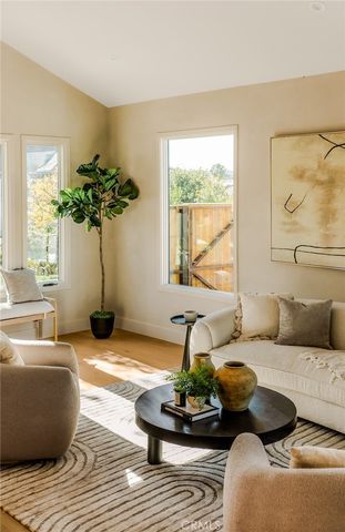 4016 San Remo Way, Tarzana, CA 91356