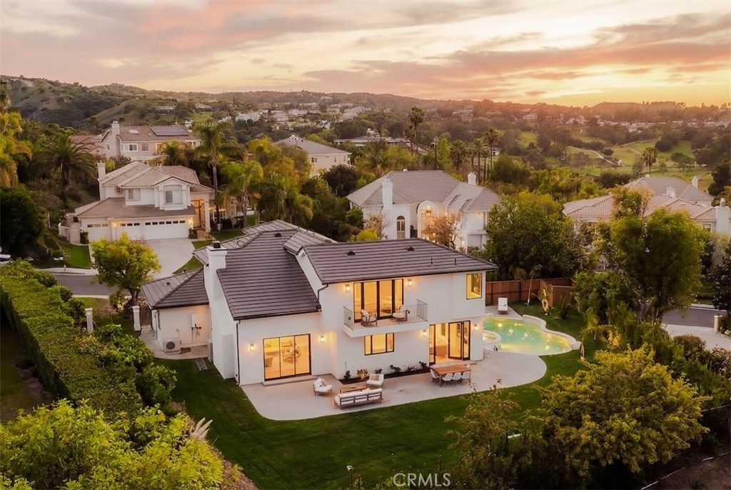 4016 San Remo Way, Tarzana, CA 91356