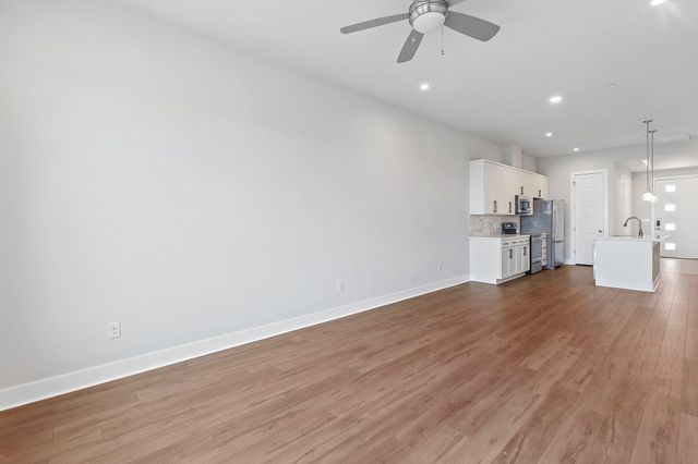 4507 E Martin Luther King Jr BLVD 133, Austin, TX 78721