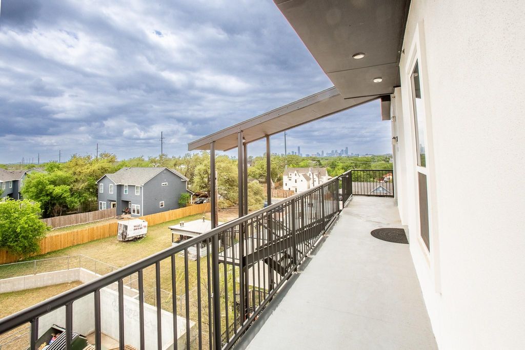 4507 E Martin Luther King Jr BLVD 133, Austin, TX 78721