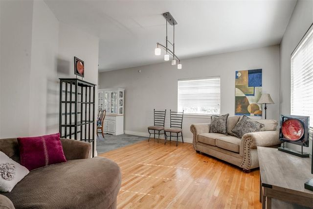 5100 Burr Oaks Road, Oklahoma City, OK 73105