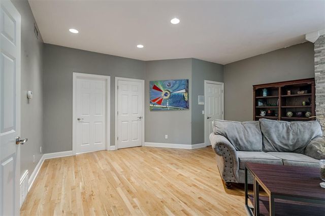 5100 Burr Oaks Road, Oklahoma City, OK 73105