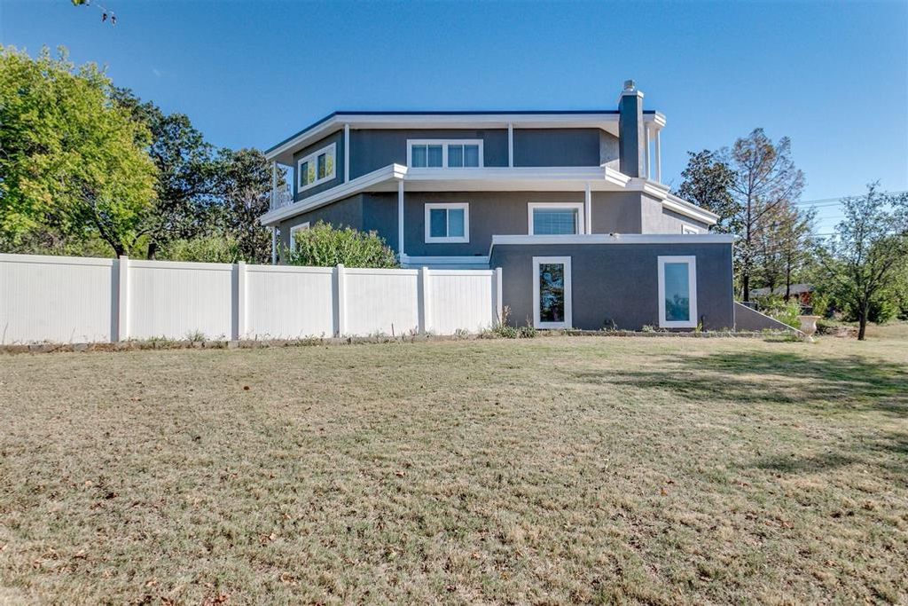 5100 Burr Oaks Road, Oklahoma City, OK 73105