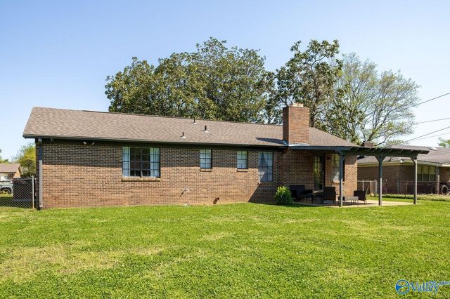 1609 SW Thomas Drive, Decatur, AL 35601