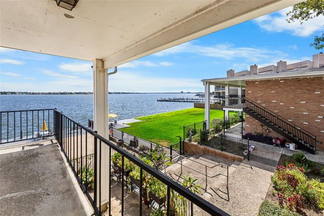 3535 Nasa Parkway 86, Seabrook, TX 77586