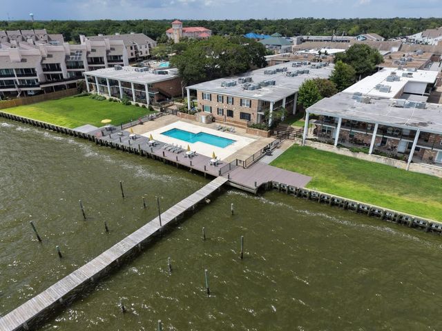 3535 Nasa Parkway 86, Seabrook, TX 77586