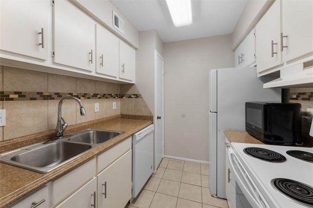3535 Nasa Parkway 86, Seabrook, TX 77586
