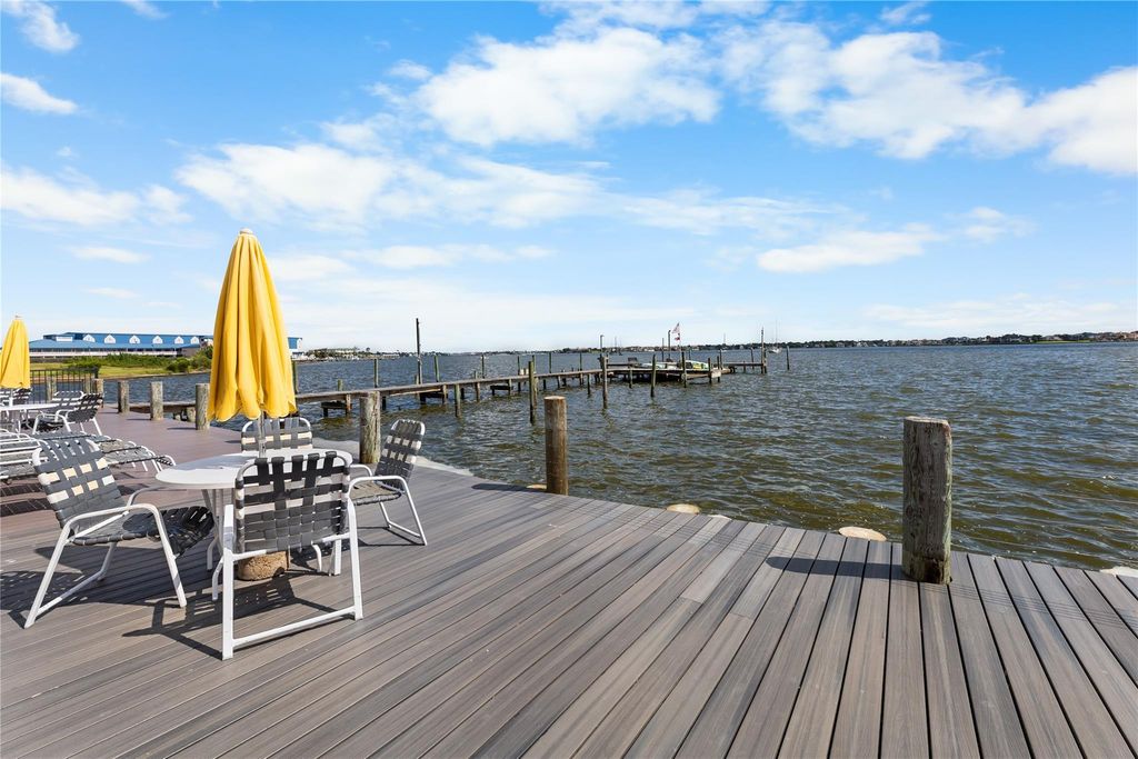 3535 Nasa Parkway 86, Seabrook, TX 77586