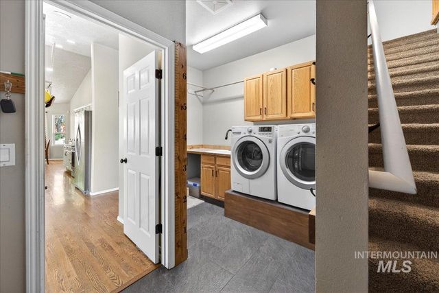 2180 E Dworshak Ct, Meridian, ID 83642