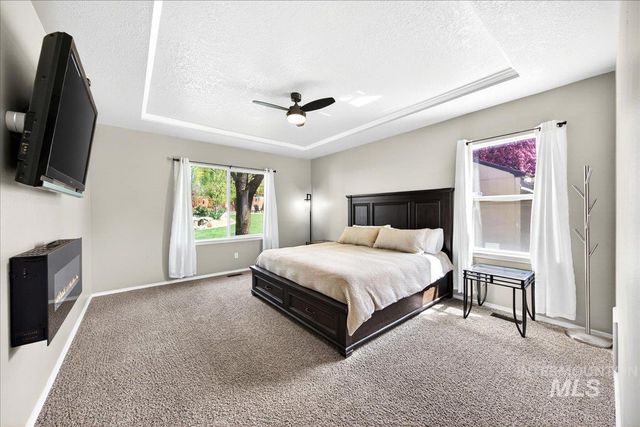 2180 E Dworshak Ct, Meridian, ID 83642