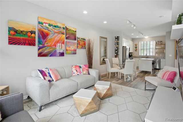 3317 Parkways Boulevard, Auburn Hills, MI 48326